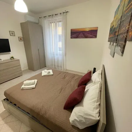 Rhome Apartment