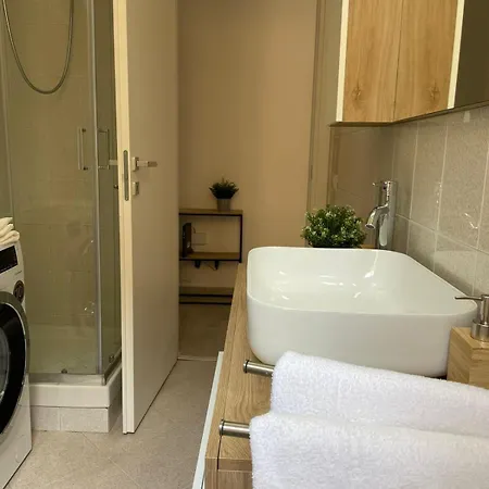 Apartment Rhome *