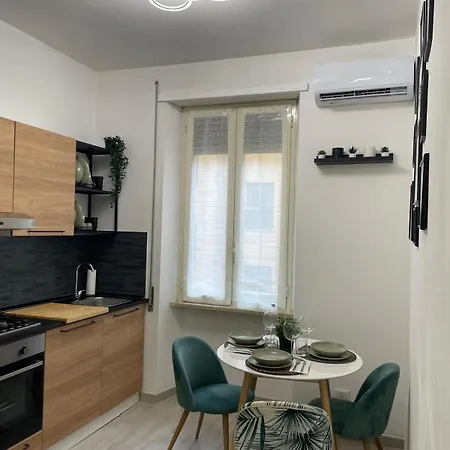 Rhome Apartment